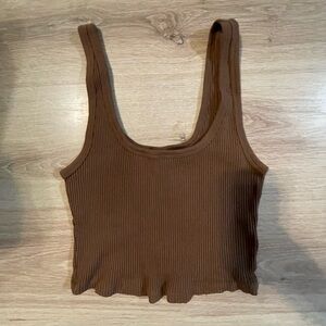 Old Navy cropped ribbed tank top
